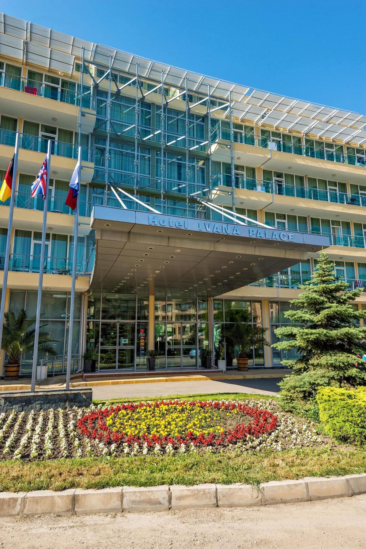 Ivana Palace - Free Parking Otel 4*