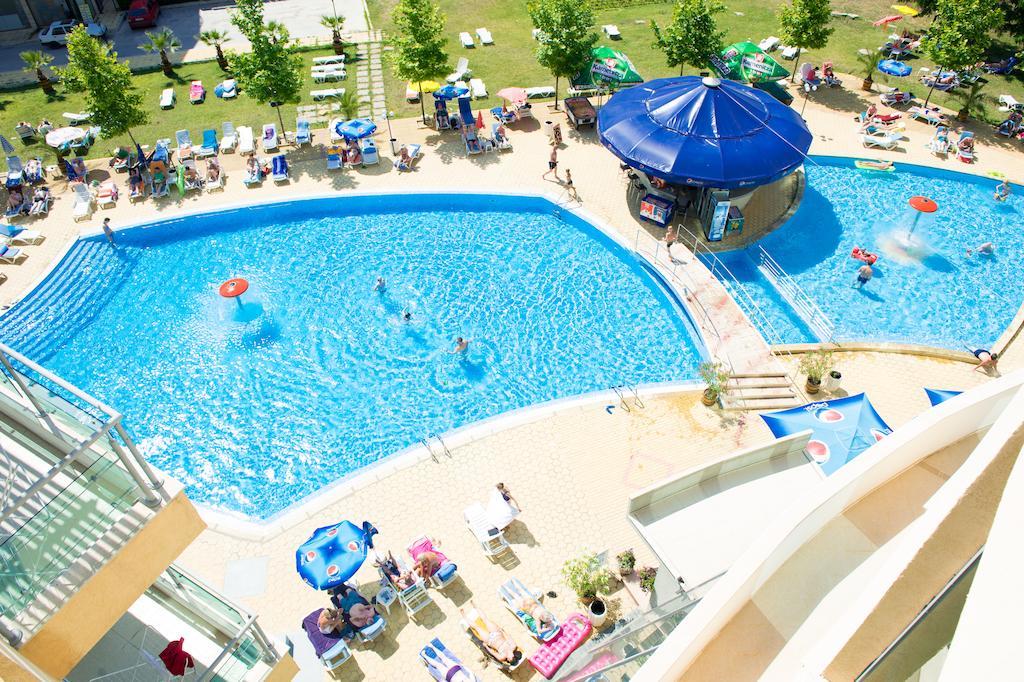 Ivana Palace - Free Parking Otel