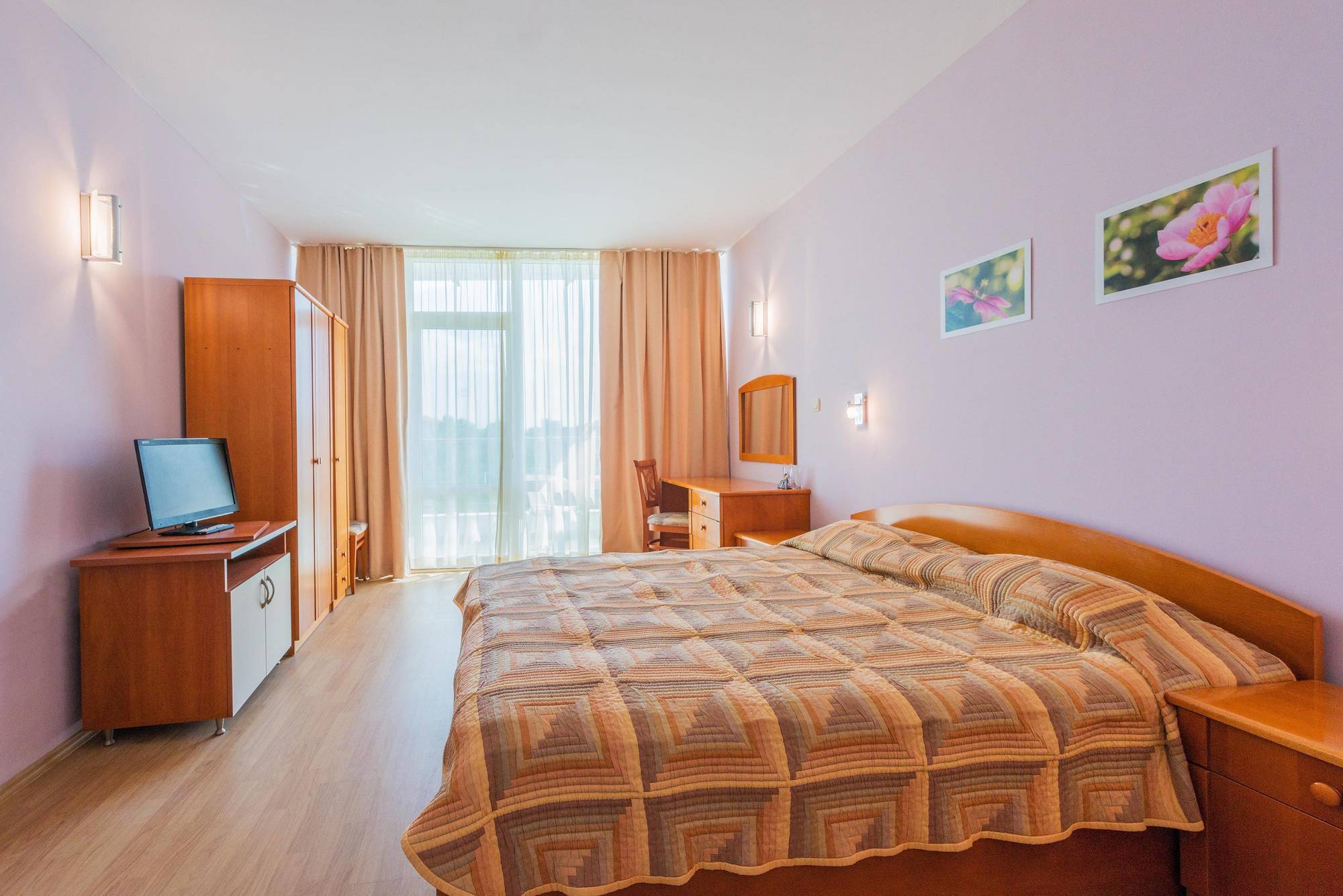 Ivana Palace - Free Parking מלון 4*